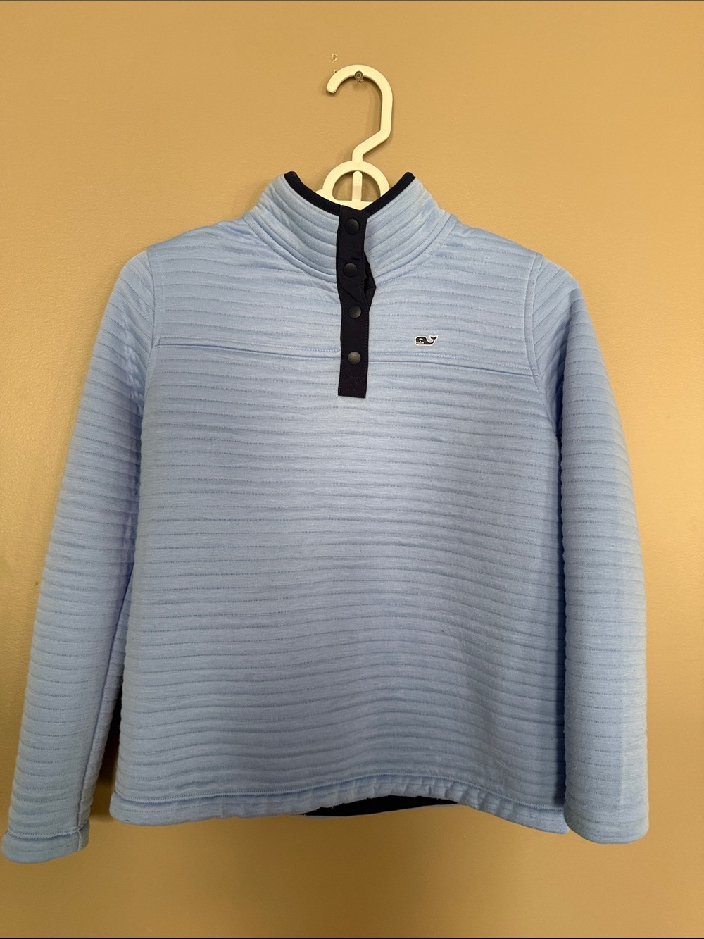 Vineyard Vines Light Blue Quilted Snap Pullover with Navy Trim, Boys Size 14